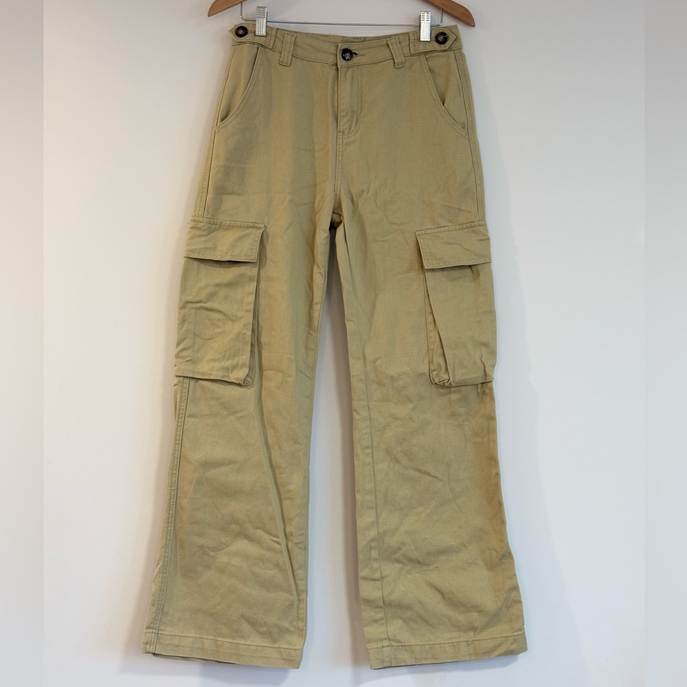 Women’s Tan Cargo Pants